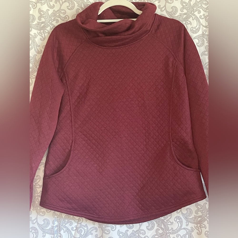 Women’s medium sweater